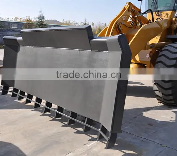 China 6 Tons Wheel Loader With Stick Rake photo-4