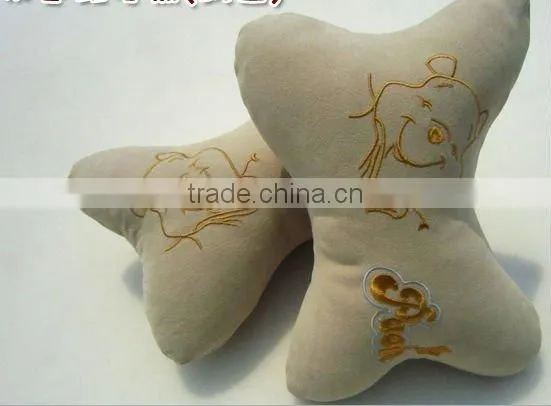 Memory pillow for use in car