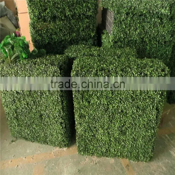 2017 Hot Sale UV Anti and Fireproof Plastic Hedge Fence Decoration photo-5