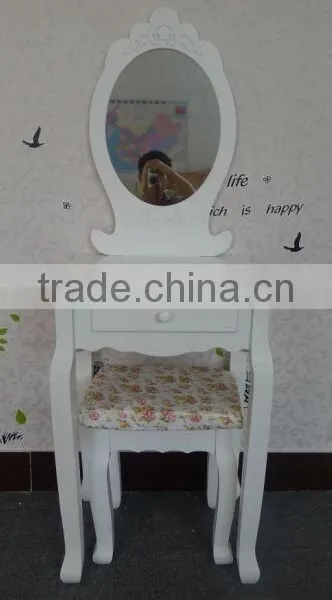 Amazing White Vanity Makeup Set, Stool & Mirror New photo-2