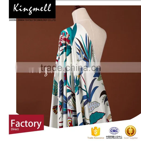 2016 Hot Summer Digital Printed Twill Silk Fabric for Garment and Scarf photo-4