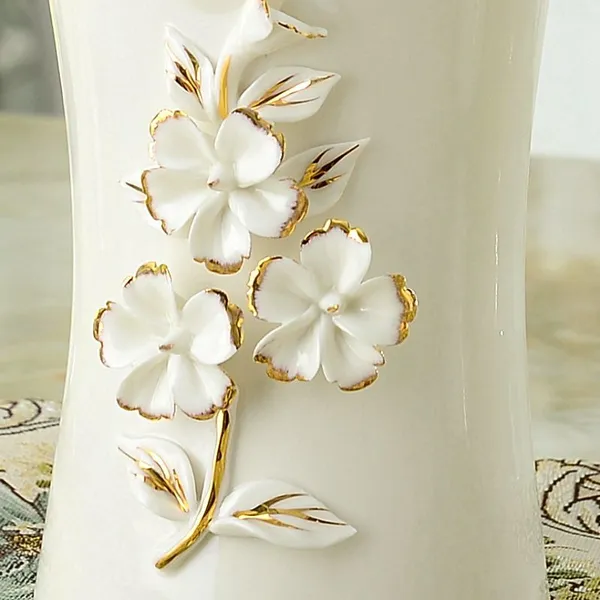 Chinese Gild Hand Made Hollow Out Modern Simple Creative Ceramic Vase For Shopping Mall Decor photo-4