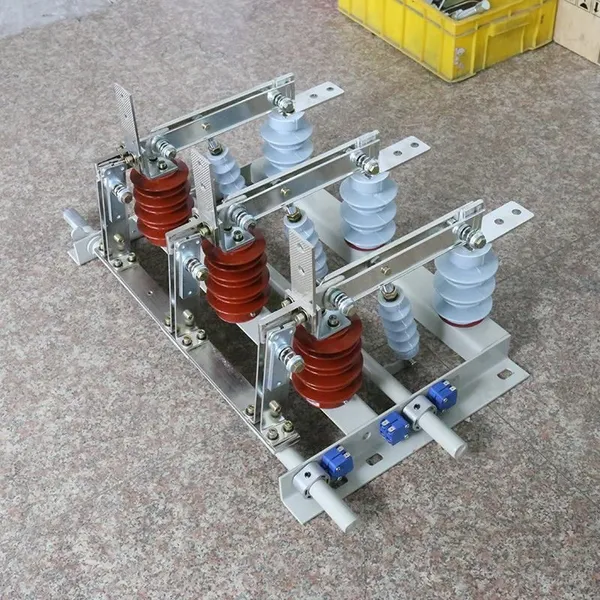 GN24-12D Outdoor High Voltage AC Isolator Switch 50Hz Copper Construction photo-4