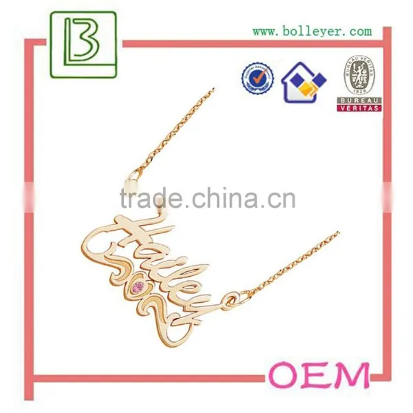 Fashion of Gold Necklaces With Letter photo-2