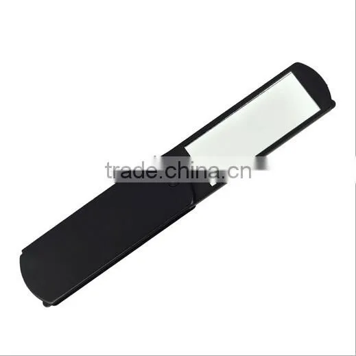 Folding Pocket Mirror With Comb photo-6