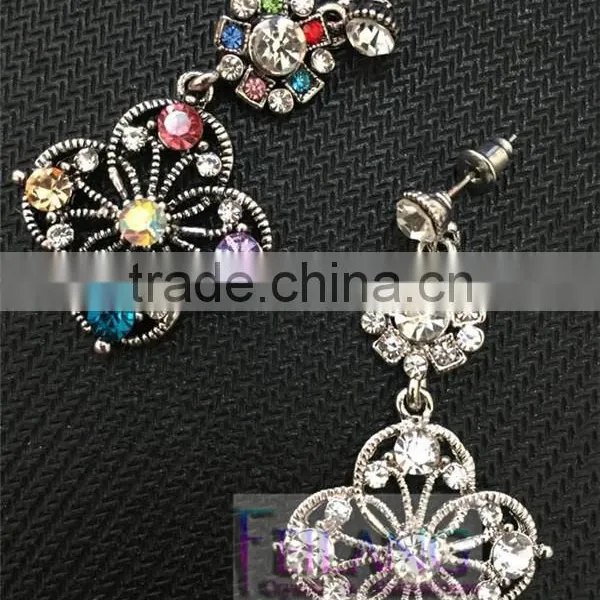 Fresh And Stylish Flower Long Diamond Earrings Drop Earrings photo-2