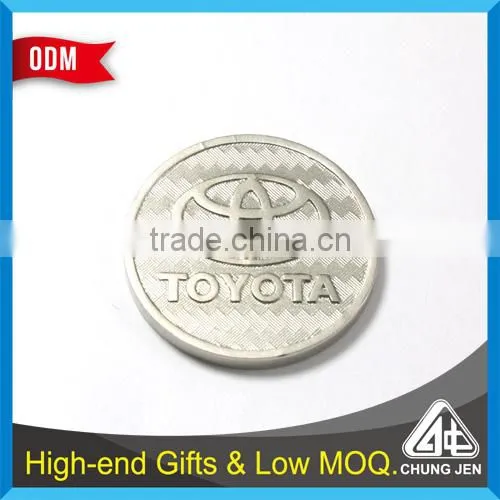 China Supplier Metal Cut Out Embossed Shopping Cart Euro Trolley Coin photo-4