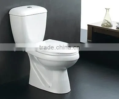Y823 Get Free Two Piece of Toilet High Quality Easy Clean