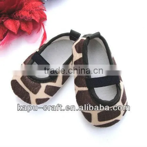 China Low Price Wholesale Cotton Fabric Soft Sole Baby Shoes for 0-15months Baby Kids photo-2