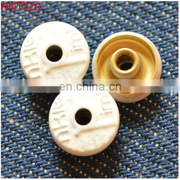 button rivet