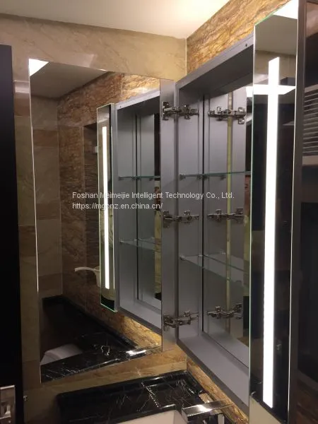 Заказной многофункциональный HD LED противотуманный зеркальный шкаф