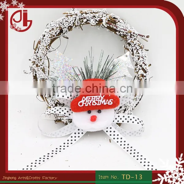 Xmas Decoration Gifts Indoor Wooden Hanging Ornament Felt Snowman Pine Christmas Garland Wholesale Suppliers