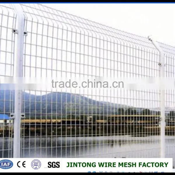 Triangle Bending PVC Coated Galvanized BRC Weld Mesh Fence photo-5