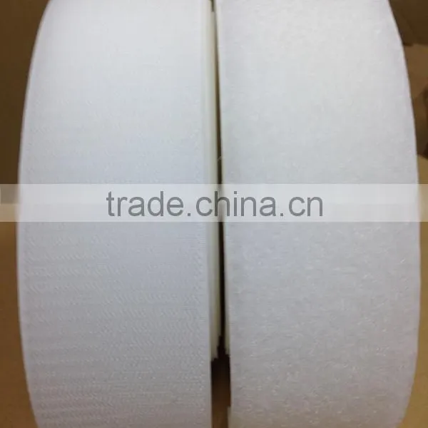 20mm Wide on Rolls of 25m Black White Hook and Loop Tape photo-3