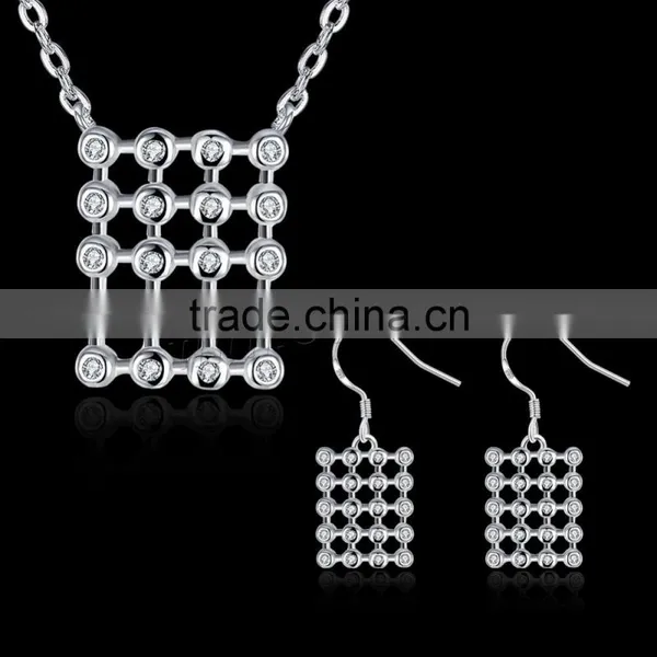2017 New Cubic Crystal Earrings photo-4
