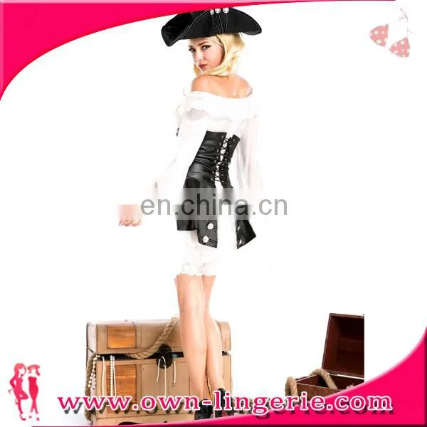 California Costumes Women's Sexy Swashbuckler Pirate Costume photo-2