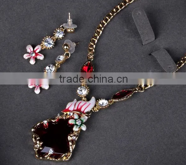 Korean Jewelry Set Rhombus Crystal Long Joker Sweater Chain Necklace Set Beautiful Necklace Set photo-2