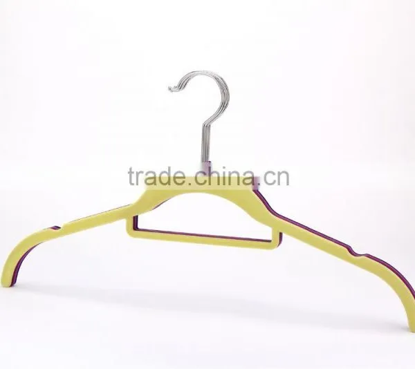 Flocked Plastic Short Clothes Hanger photo-4