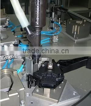 Cheap 2016 Hot Automatic Assembling Machine Car Assembling Machine Assembling Line Assembling Robot photo-4