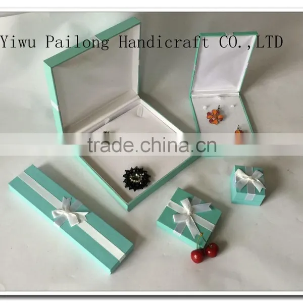 Hot Design Beautiful Paper Jewlery Box Made in China photo-4