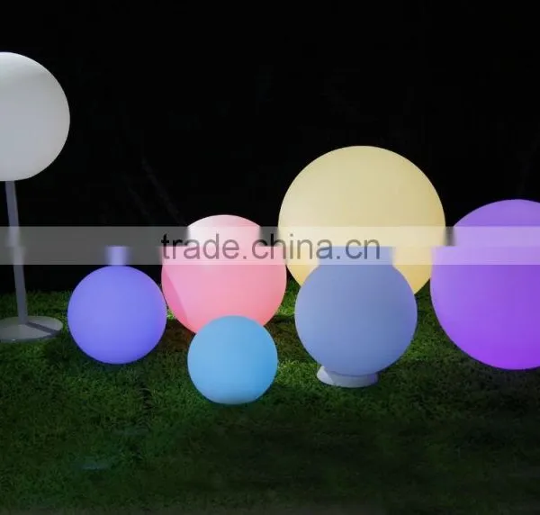 Solar Powered Giant RGB Plastic Flowing LED Light Ball With 16 Colors Change photo-6