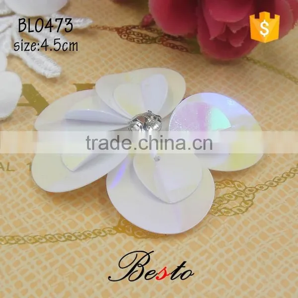 The Rhinestone Center White Sequin Applique for the Lady's Dress photo-2