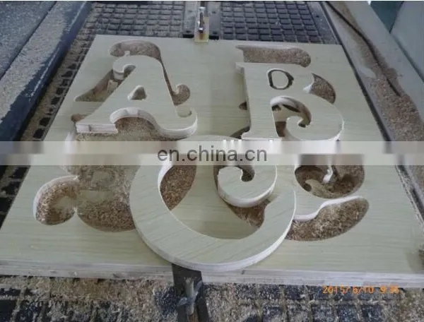 1325 Pneumatic System 3 Spindle , Multi Head Cnc Atc 1325 , 3d Wood Carving Router Machine 3 Axis With Balance Cylinder photo-2