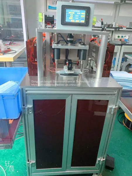 Semi-automatic Ultrasonic Mask Spot Welding Machine photo-4