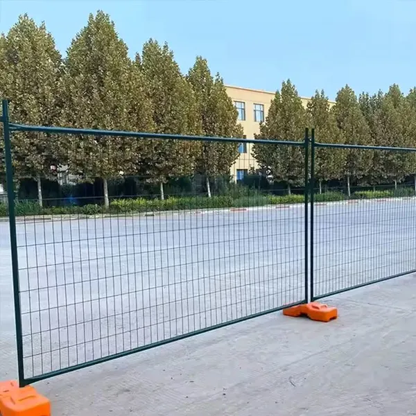 Hot Sale 7ft 8Ft Used Australia Standard Temporary Heras Corral Fence Panel Sale With Plastic Base and Clamps