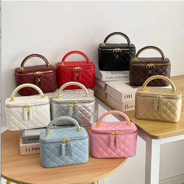 2026 Famale bag  sling bag tote bag  young lady bag  fashion handbag