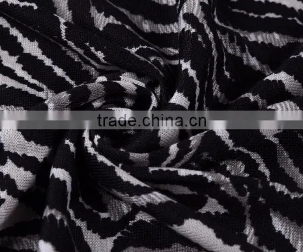 Hot New Products for 2016 Fashion Fabric DTY Polyester Printing Fabric photo-2