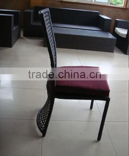 Elegant Rattan Outdoor Chairs photo-6
