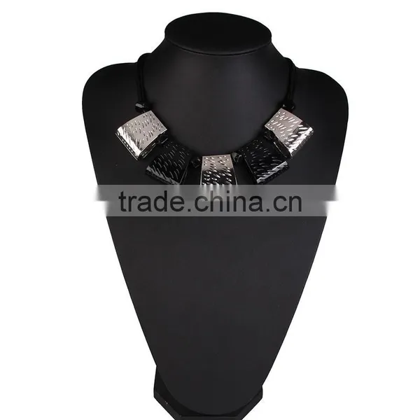 Vintage Square Alloy Pendant Simple Necklace Jewelry photo-2