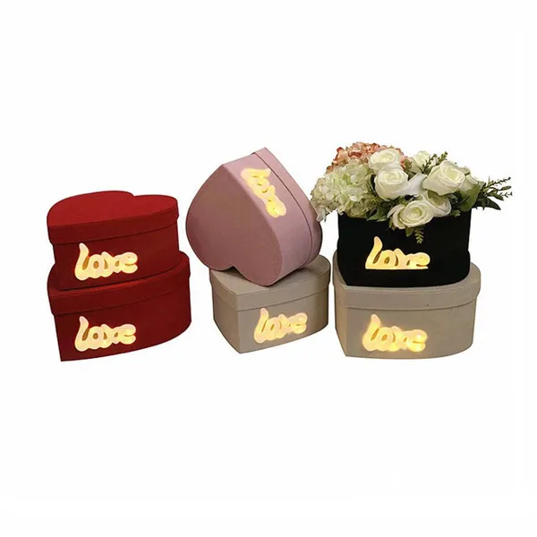 2025 Mother's Day Innovative Gift Packaging 2 Pieces Heart Shaped Gift Box With Love Shape LED Lights For Valentine's Day