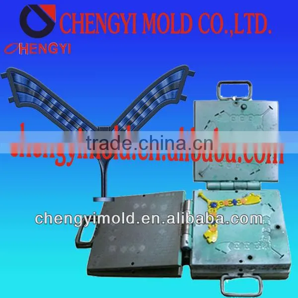 2013 New Design Pvc Strap for Upper Mold
