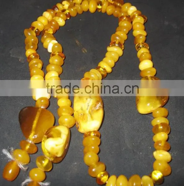AMBER NECKLACE, ESCLUSIVE OLD VINTAGE, 100% NATURAL OLD AMBER