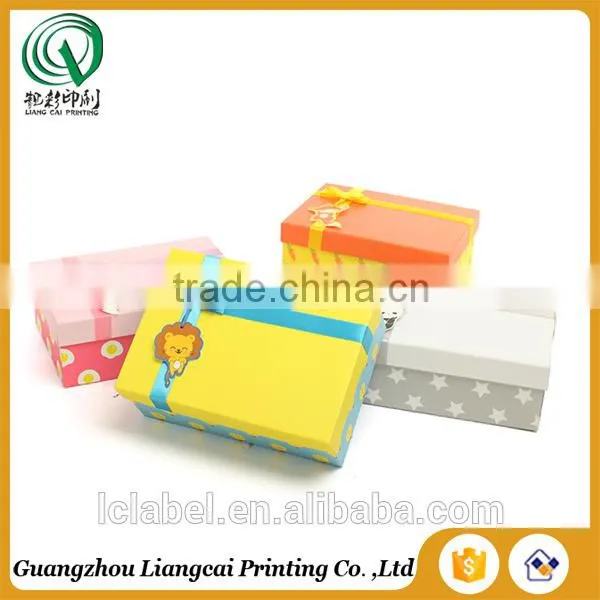 Gift Box Packaging Paper T-shirt Box Cylinder Packaging Box With Silver Foil Prin photo-6