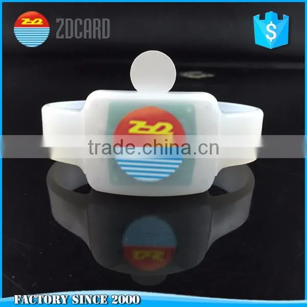 Cheap RFID Remote Controlled LED Bracelet