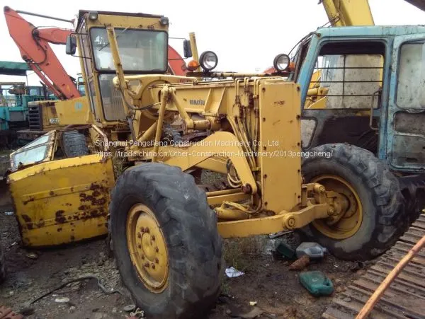 Used Komatsu GD611A-1 Motor Grader photo-5