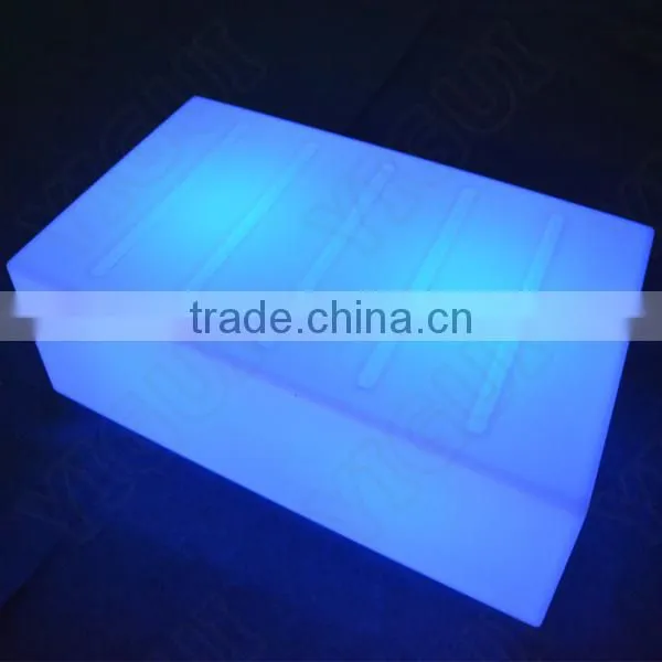 LED Furniture Hot Sale Remote Control Illuminated Portable High Tables and Bar Stools for Garden photo-2
