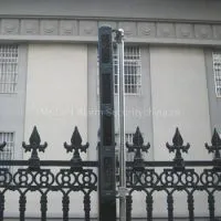 SOLAR-POWERED 4-BEAMS ACTIVE WIRELESS INFRARED LIGHT WALL