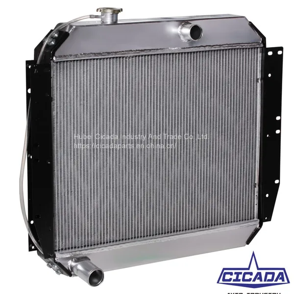Zil 130-1301010 131-1301010 P53-1301010 330242-1301010 Uaz Paz Truck Radaitors 33027-1301010 3163-1301010 3307-1301010 31608-1301010 3741-1301010