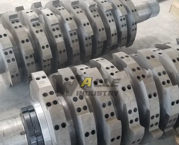 Chinese Manufacture Process Rubber Scrap Tires Processing Machine Recycling Equipment Price Waste Rubber Tire Shredder photo-2
