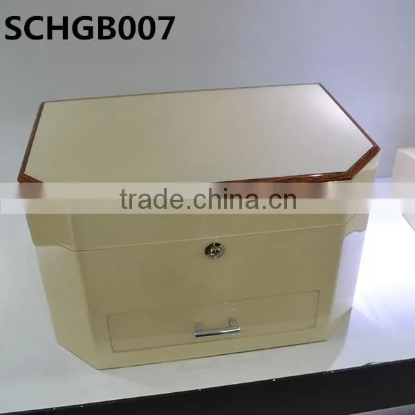 High Gloss Lacquered Wooden Jewellery Box