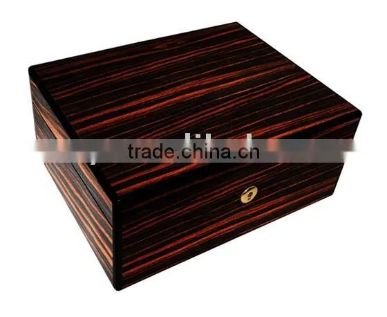 Handmade Ebony Cigar Humidor and Cigar Box photo-2