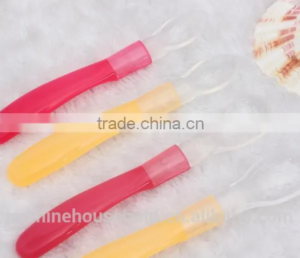 New Arrival Flexible and BPA Free Silicone Baby Feeding Spoon photo-2