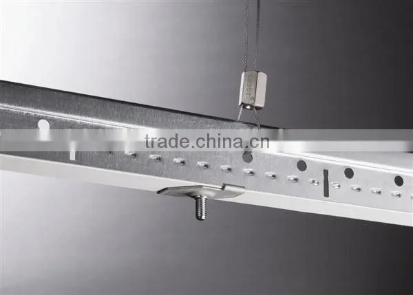 Twist Clip Hanger photo-4