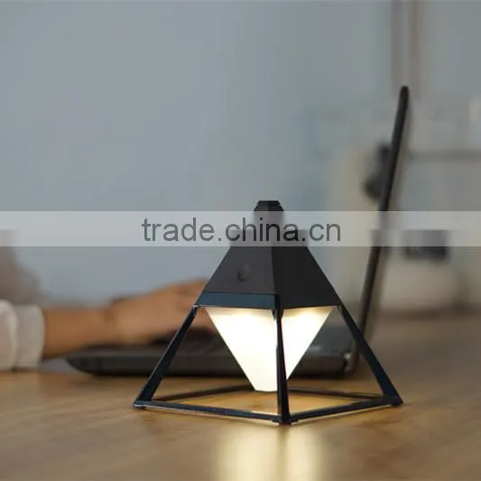 Touch a Table Lamp/LED Light Lamp/Alloy Handling Lamp photo-5
