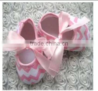 China Product and Low Price Wholesale Soft Chevron Soft Shoes for 0-15months Baby Kids for Summer and Spring photo-3