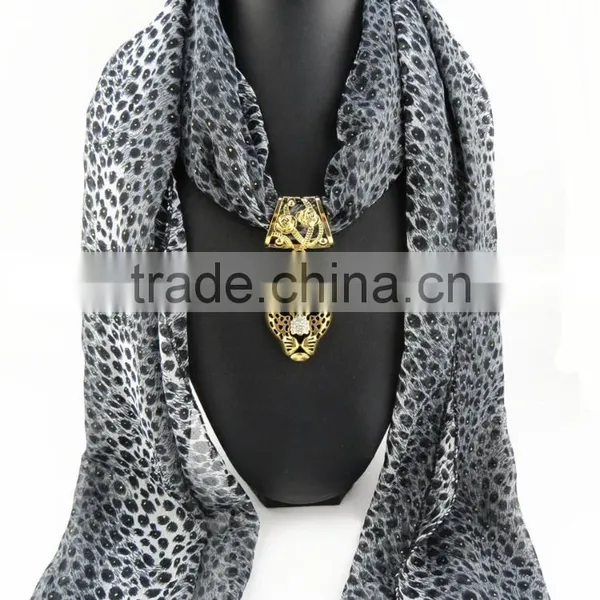2016 Black Enamel Heart Charm Pendant Long Scarves Solid Black Costume Long Scarves Diy Custom Black Pendant Scarves photo-4